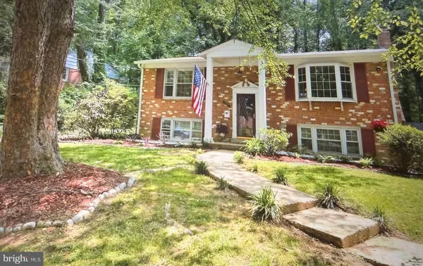 $4,000 | 9009 Orange Hunt Lane, Annandale, VA 22003
