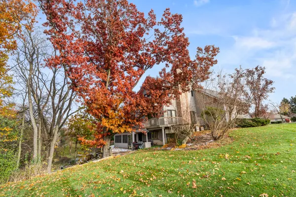 2772 Glendower Terrace, Elgin, IL 60124
