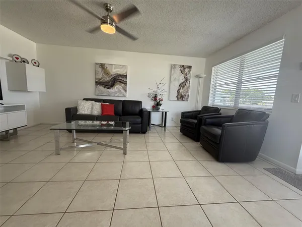 $2,500 | 144 Farnham F, Deerfield Beach, FL 33442