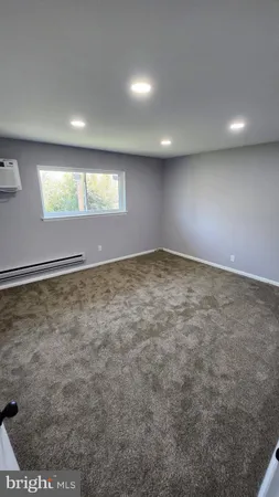 $1,850 | 118 East Moreland Avenue, Unit 22, Hatboro, PA 19040