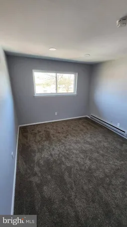 $1,850 | 118 East Moreland Avenue, Unit 22, Hatboro, PA 19040