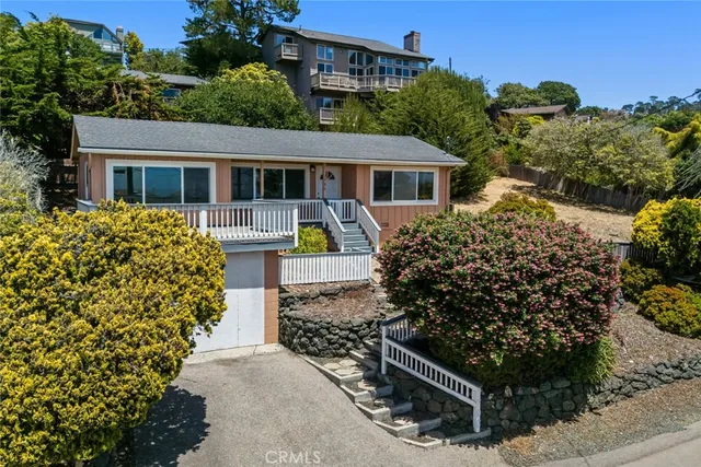 $725,000 | 1798 Newhall Avenue, Cambria, CA 93428