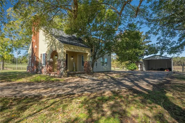 $750,000 | 2815 West 7th Street, Galena, KS 66739