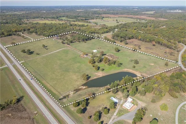 $750,000 | 2815 West 7th Street, Galena, KS 66739