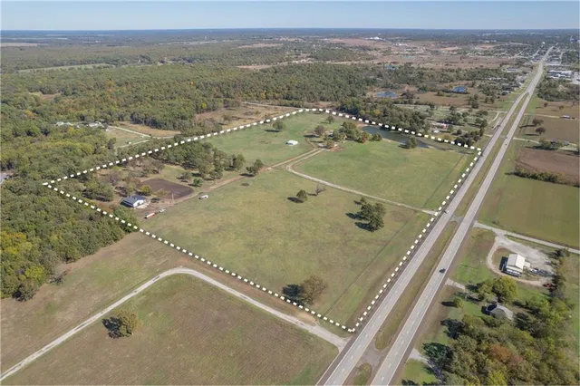 $750,000 | 2815 West 7th Street, Galena, KS 66739