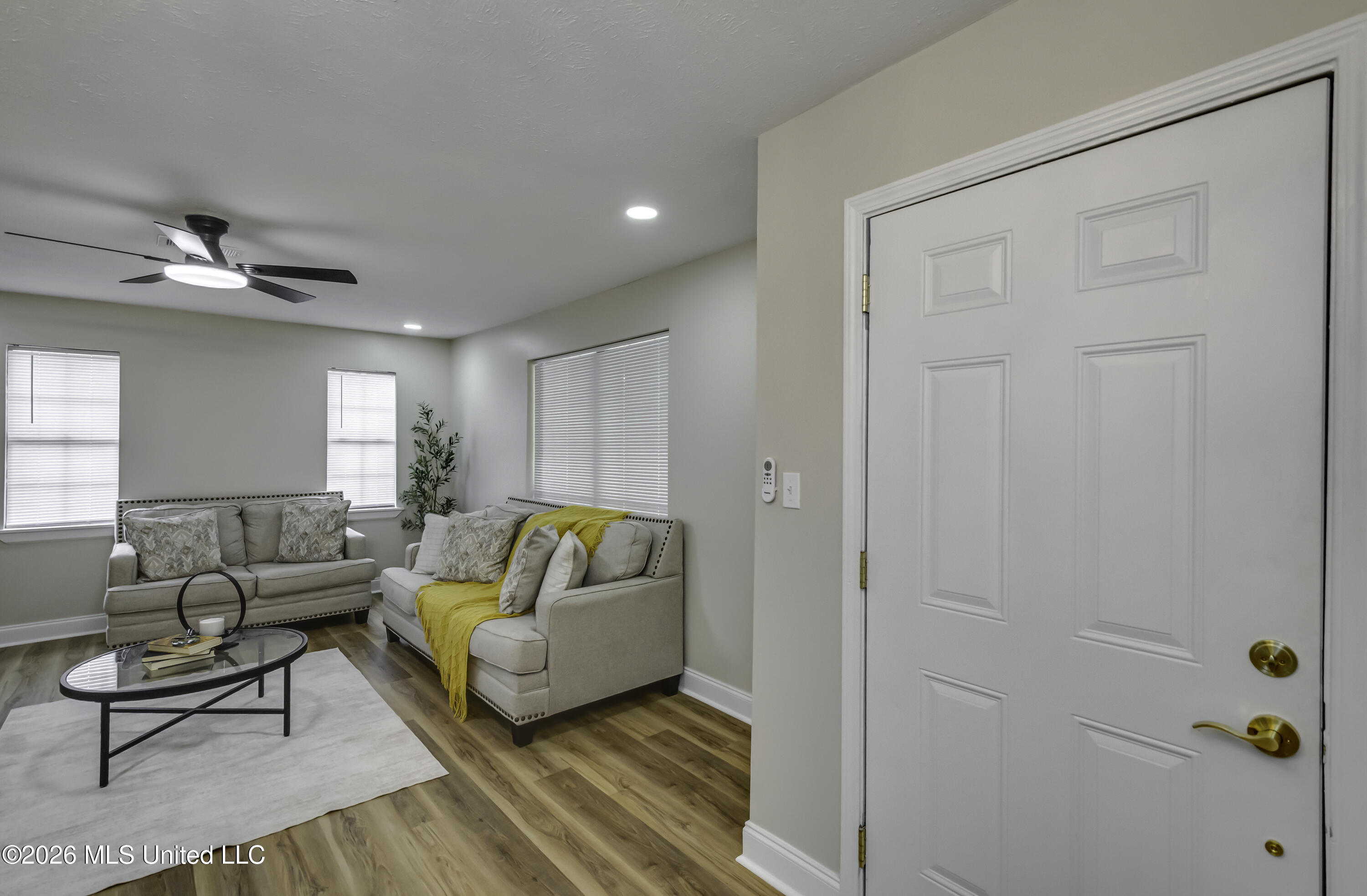 5534 Clinton Boulevard Jackson, MS 39209 - Photo 3 of 28 5534 Clinton Blvd--15