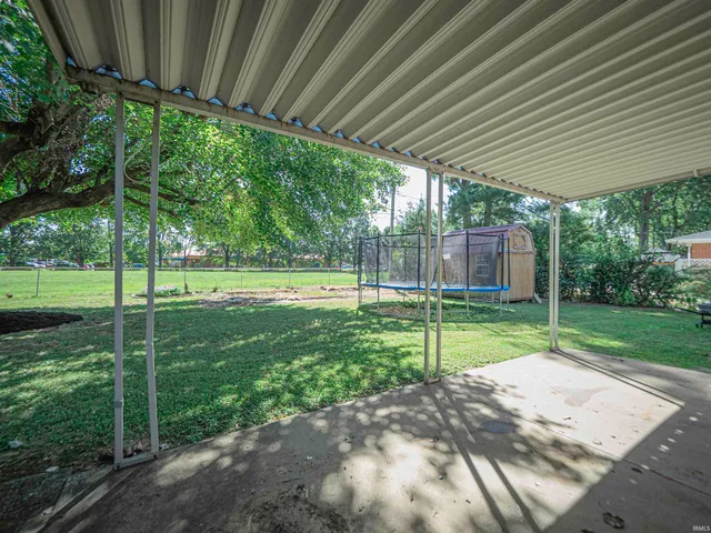 $267,000 | 1170 South Stockwell Road, Evansville, IN 47714