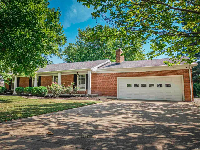 $267,000 | 1170 South Stockwell Road, Evansville, IN 47714