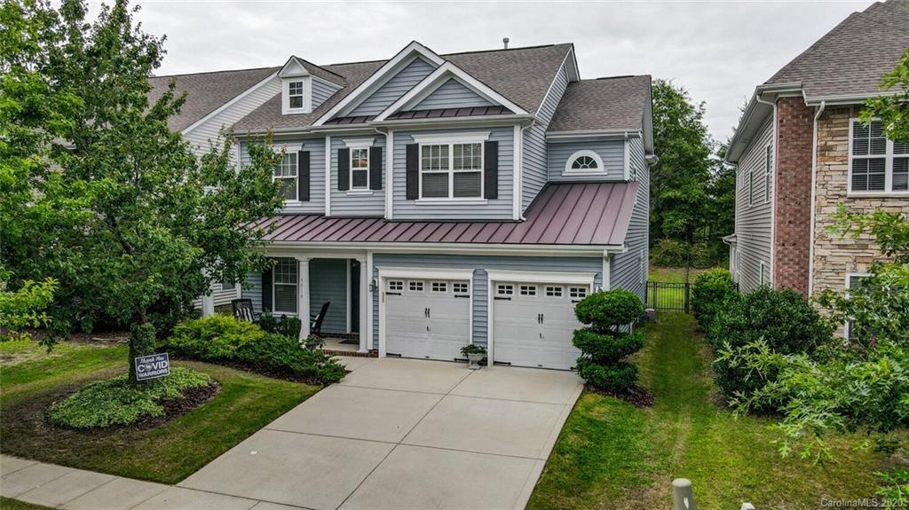 9510 Ridgeforest Drive Charlotte, NC 28277 - Photo 2 of 46 a view of outdoor space yard and front view of a house