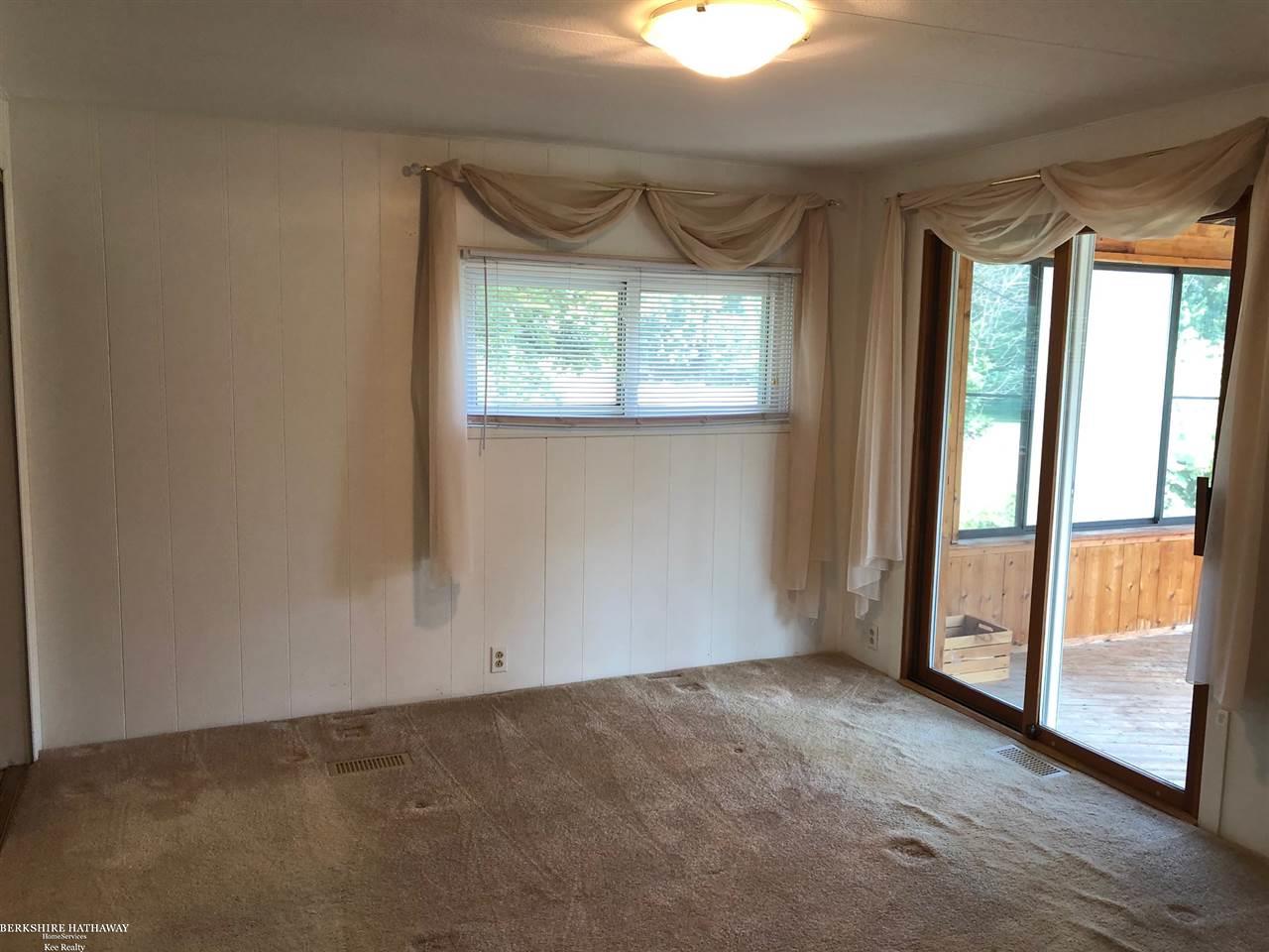 4749 Kidder Road Almont, MI 48003 - Photo 8 of 25