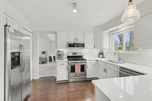 $424,900 | 5941 Cottonwood Drive, Ypsilanti, MI 48197