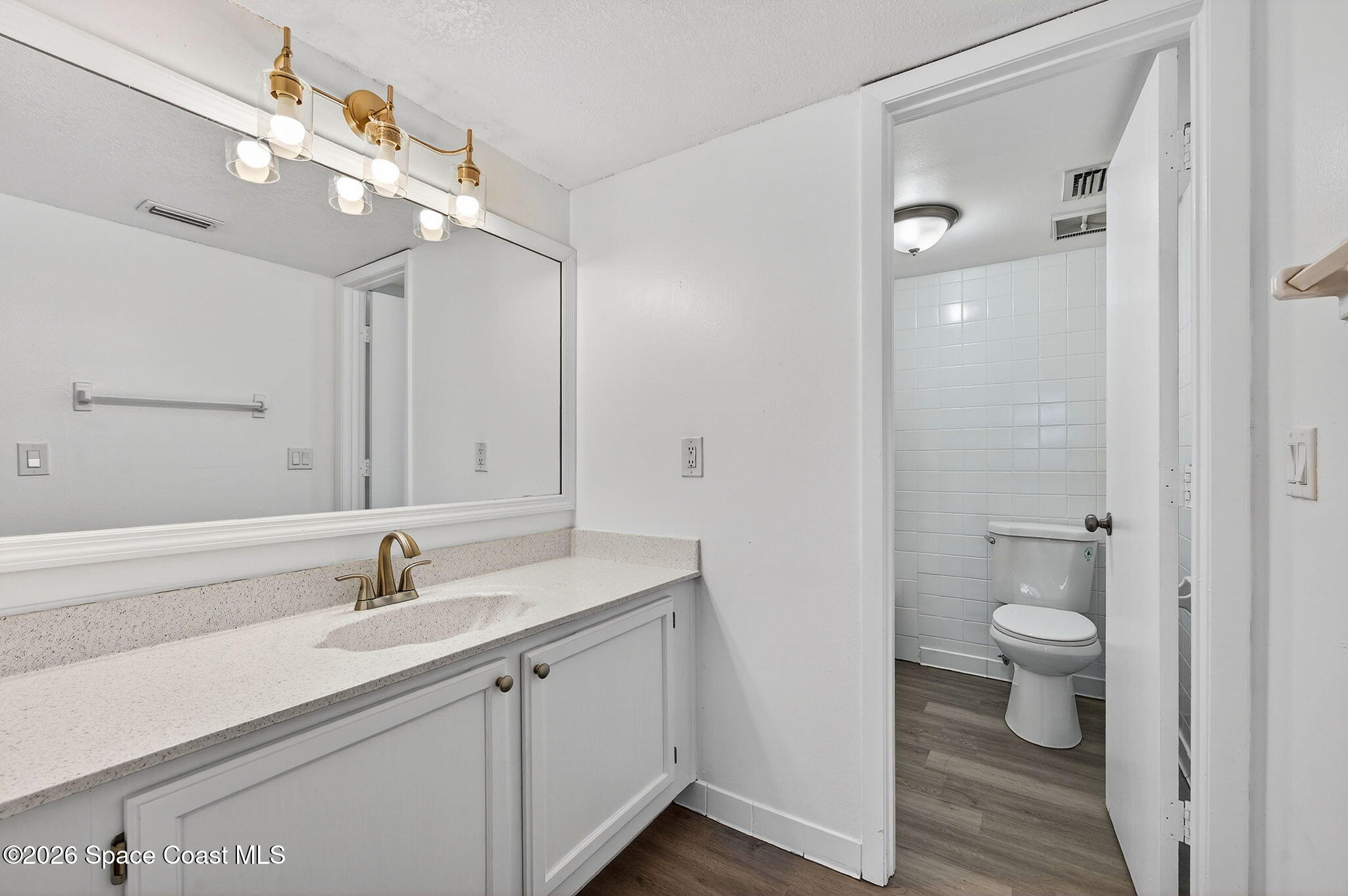 2107 Hidden Grove Lane, Unit 32B Merritt Island, FL 32953 - Photo 44 of 47 Primary Bathroom