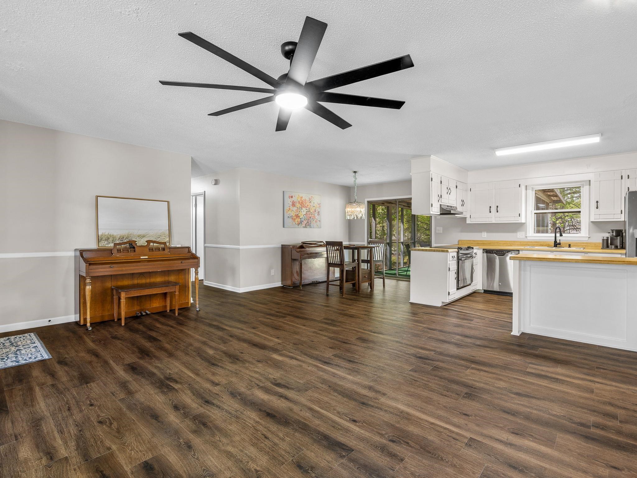 324 Woodsong Drive Inman, SC 29349 - Photo 11 of 35