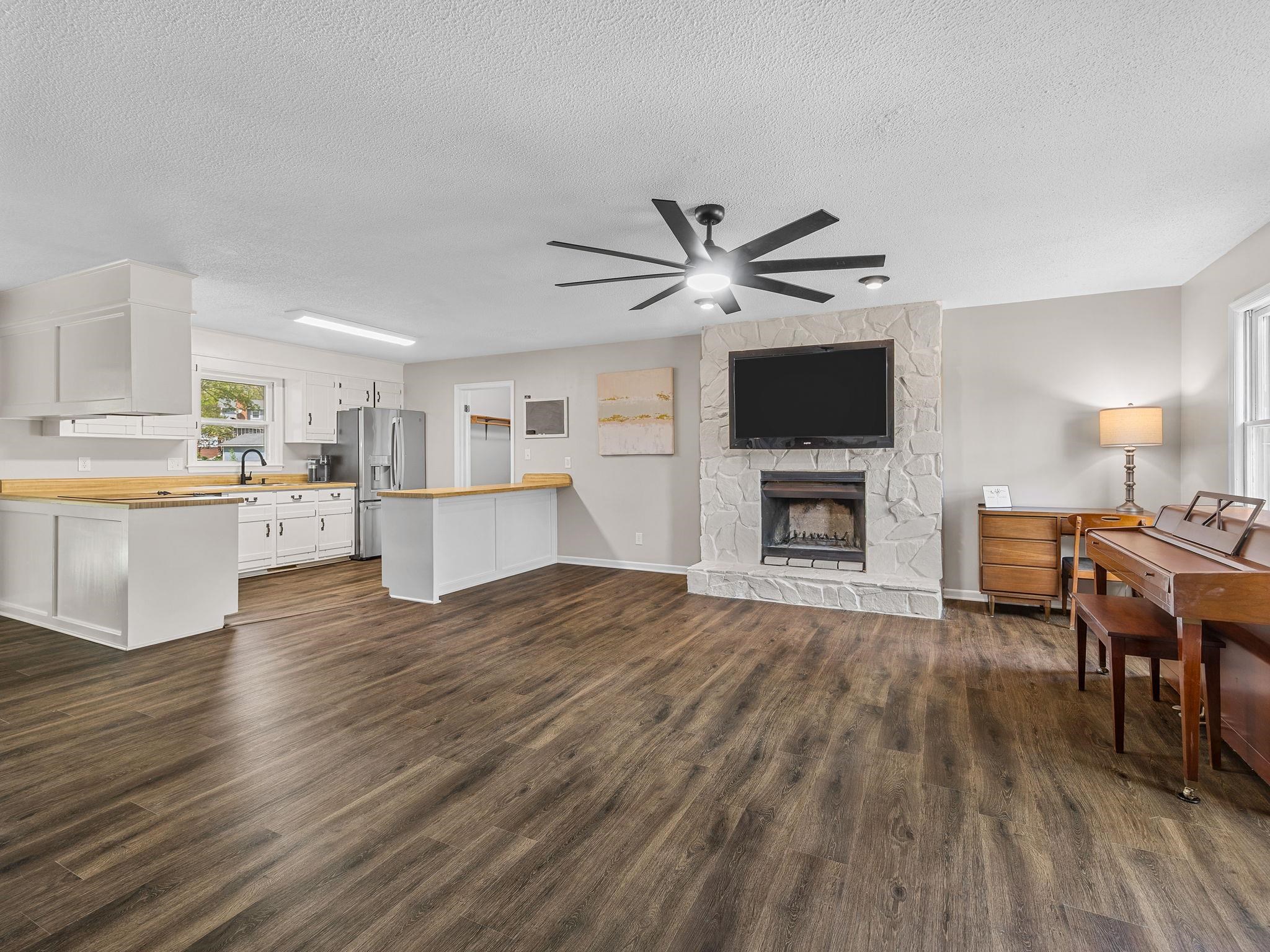 324 Woodsong Drive Inman, SC 29349 - Photo 7 of 35