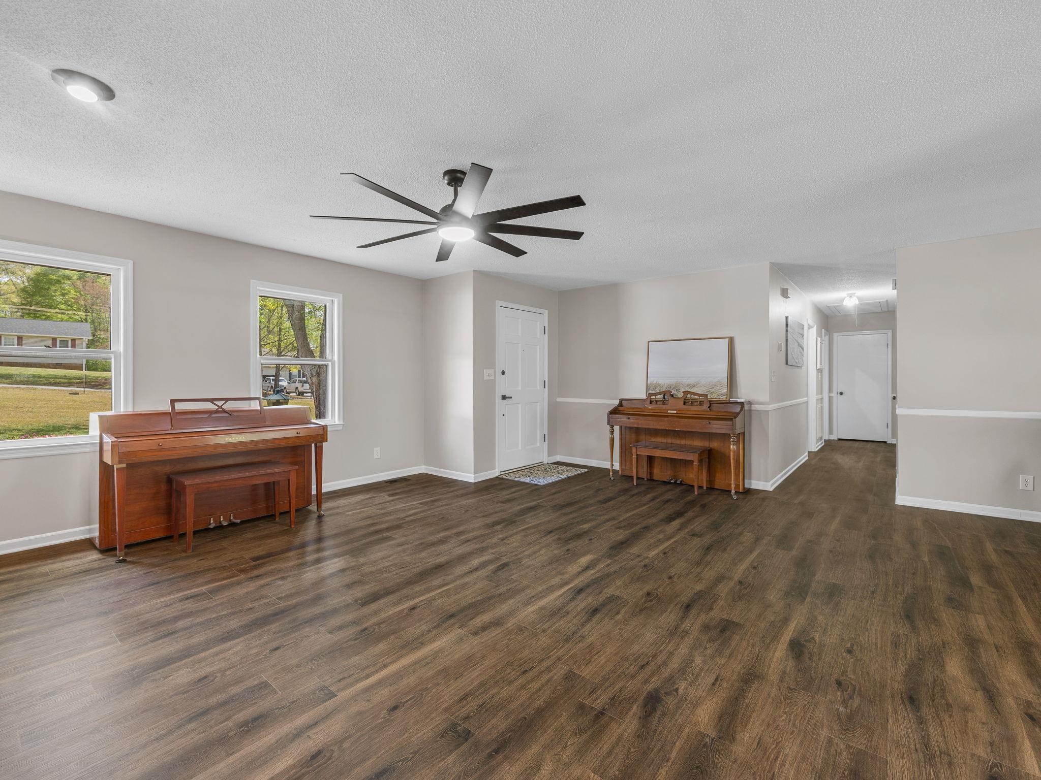 324 Woodsong Drive Inman, SC 29349 - Photo 10 of 35