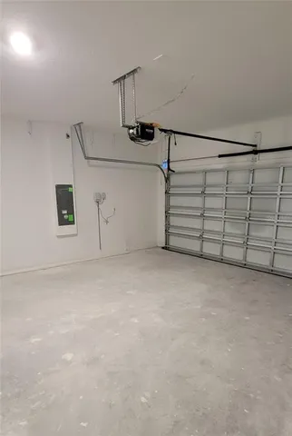 $2,170 | 636 Daring Drive, Davenport, FL 33837