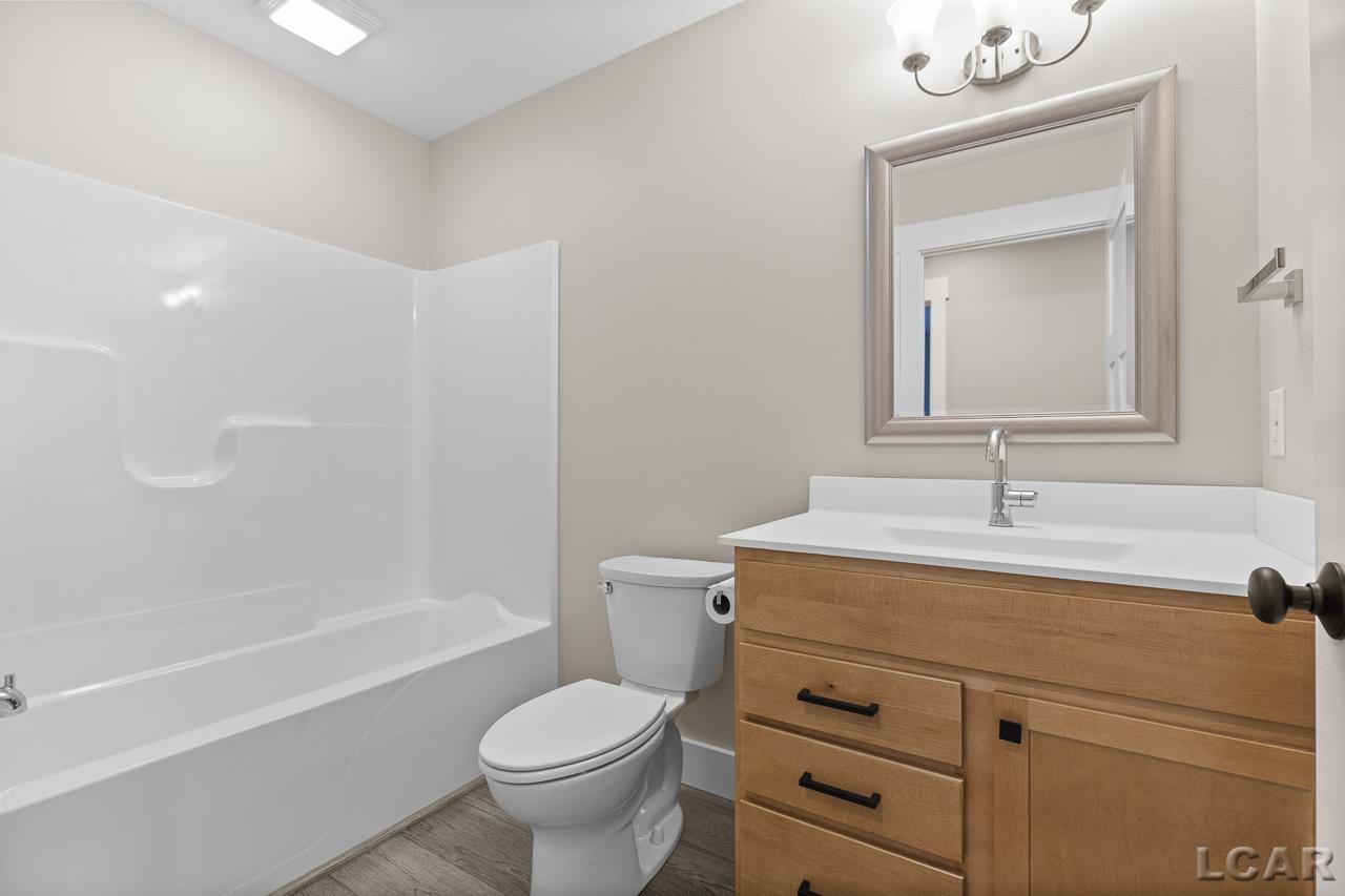 1668 Rivers Edge Court Adrian, MI 49221 - Photo 23 of 38 50124034-fb43384d-974e-4ec0-8ad7-4222586cecae.JPG