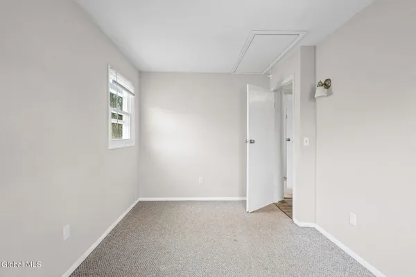 $309,900 | 35 Start Avenue, East Greenbush, NY 12144