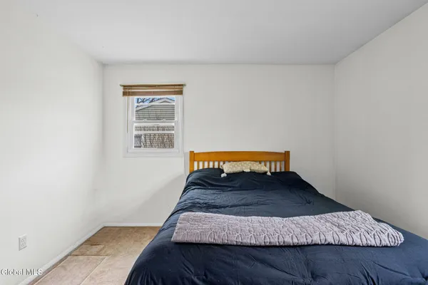 $309,900 | 35 Start Avenue, East Greenbush, NY 12144