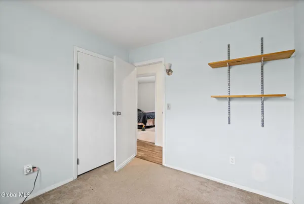 $309,900 | 35 Start Avenue, East Greenbush, NY 12144