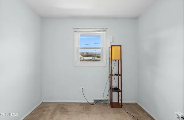 $309,900 | 35 Start Avenue, East Greenbush, NY 12144