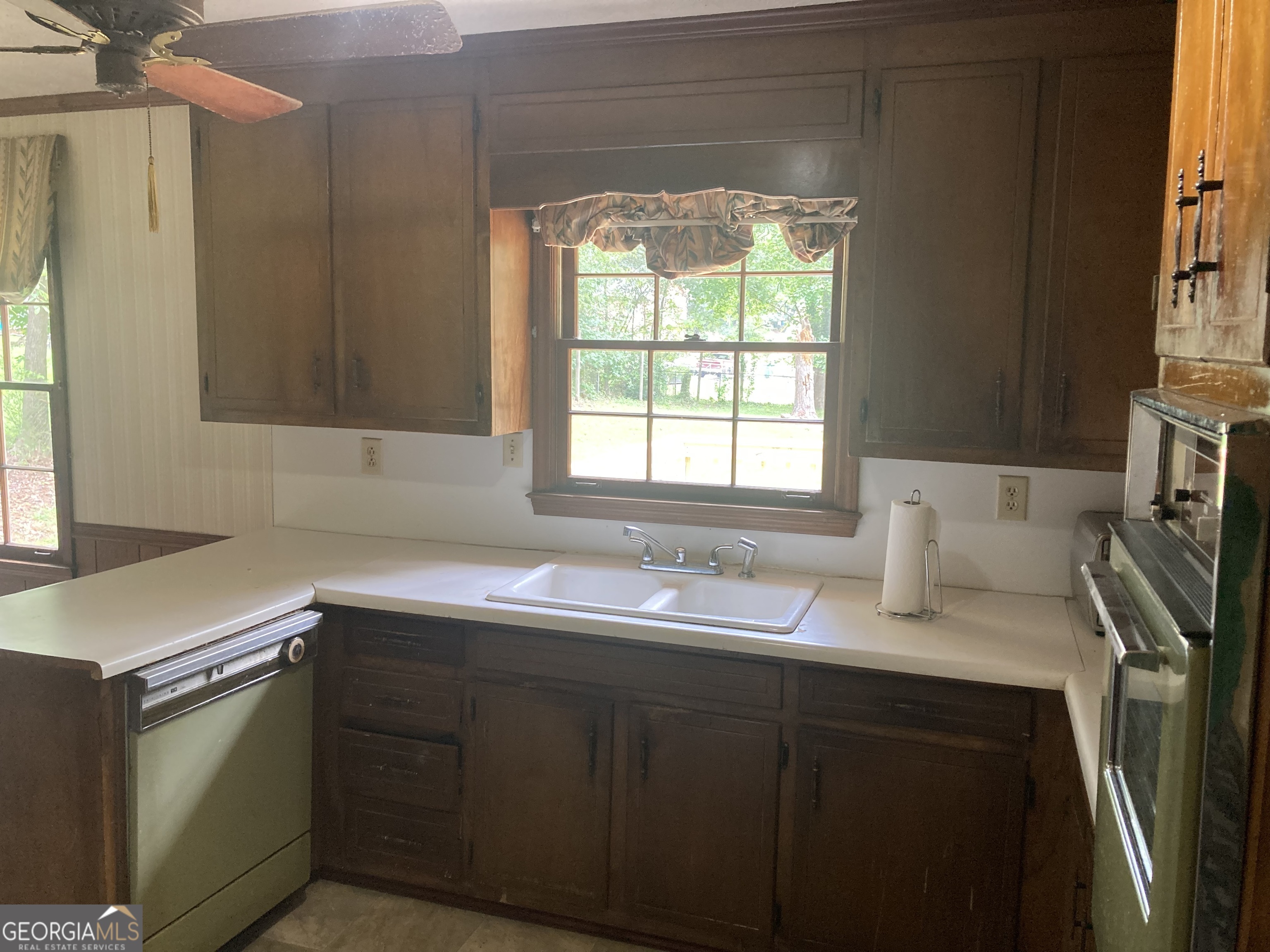 5125 Flakes Mill Road Ellenwood, GA 30294 - Photo 16 of 31