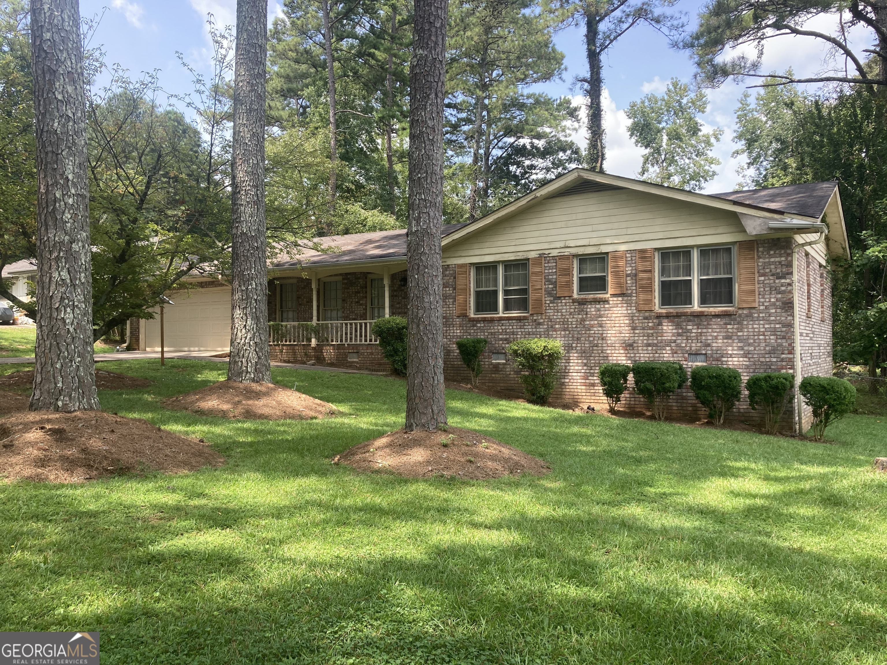 5125 Flakes Mill Road Ellenwood, GA 30294 - Photo 3 of 31