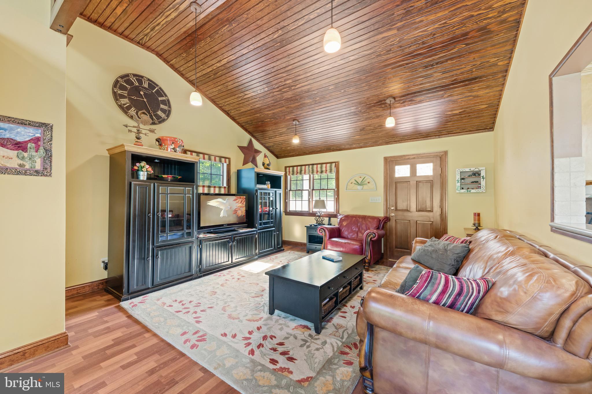 178 Lindbergh Road Hopewell, NJ 08525 - Photo 17 of 39 a living room with furniture and wooden floor