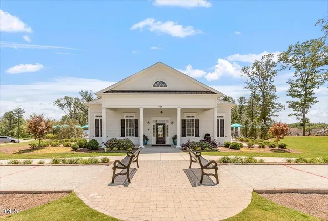 $850,000 | 640 Ivy Arbor Way, Holly Springs, NC 27540