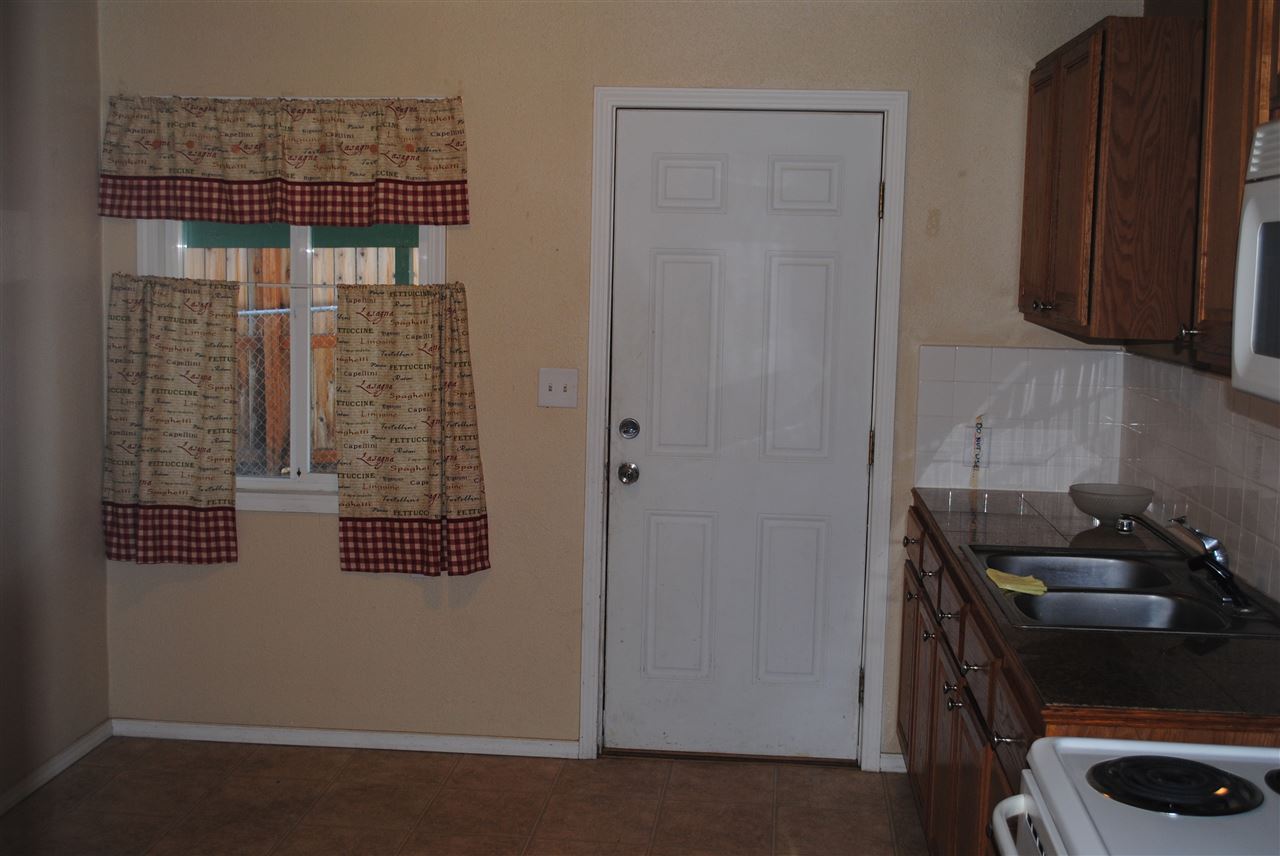 1010 South Oberlin Road Spokane Valley, WA 99206 - Photo 4 of 20