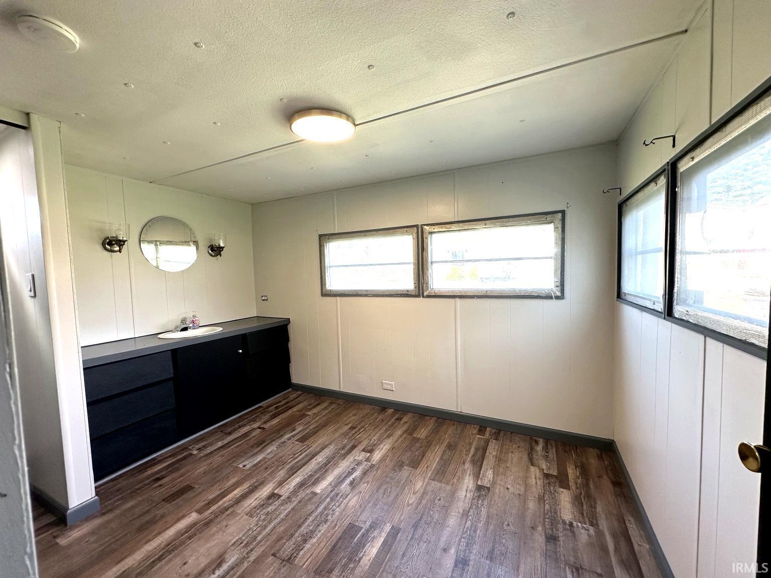 3707 Tunnelton Road Bedford, IN 47421 - Photo 7 of 18