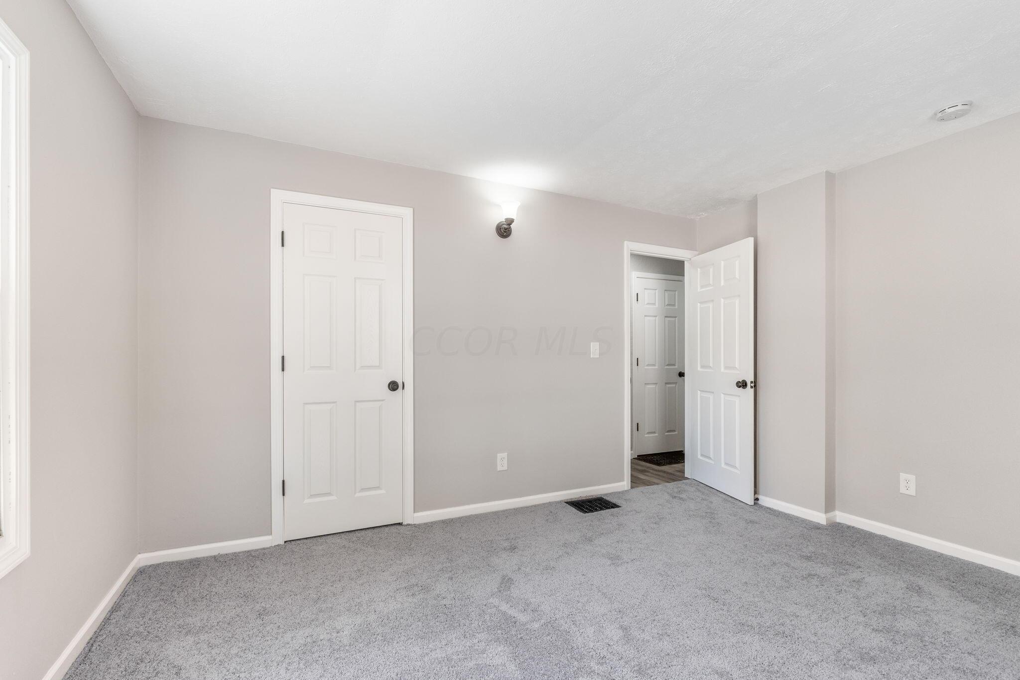 2017 Ferris Road Columbus, OH 43224 - Photo 20 of 33 2017 Ferris Rd (Interior)-16