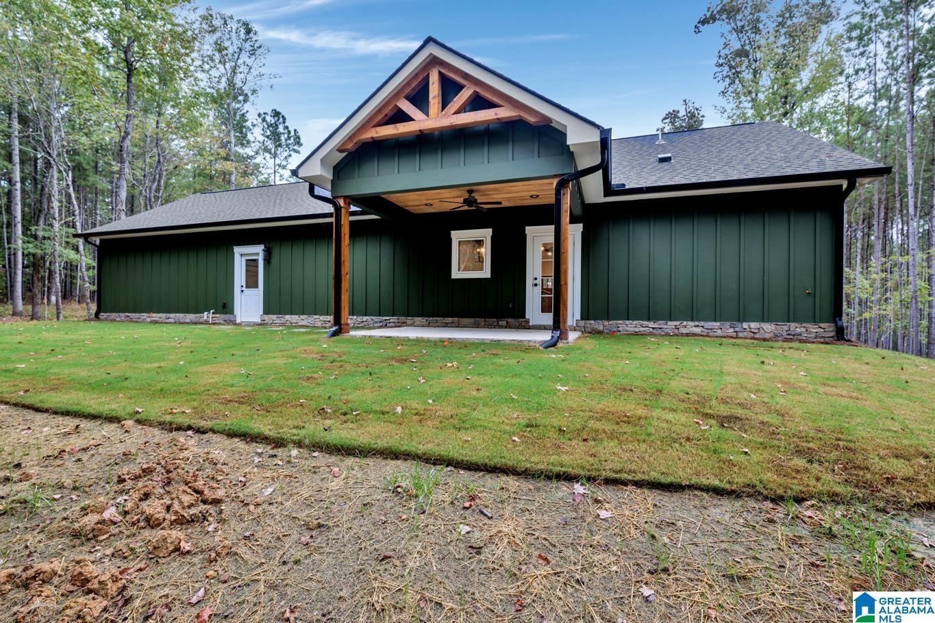 4580 Cabin Road Bessemer, AL 35022 - Photo 4 of 39