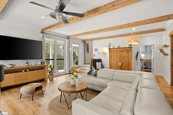 $974,301 | 185 Nicholls Drive, Spartanburg, SC 29301