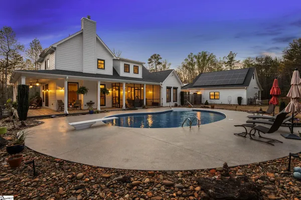 $974,301 | 185 Nicholls Drive, Spartanburg, SC 29301