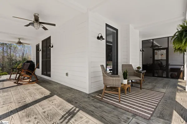 $974,301 | 185 Nicholls Drive, Spartanburg, SC 29301