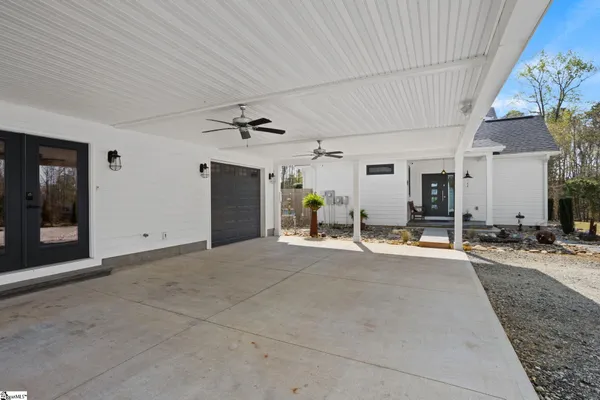 $974,301 | 185 Nicholls Drive, Spartanburg, SC 29301