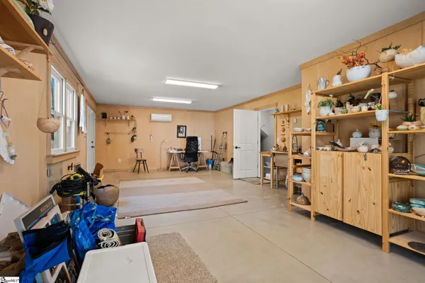 $974,301 | 185 Nicholls Drive, Spartanburg, SC 29301