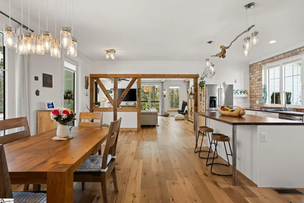 $974,301 | 185 Nicholls Drive, Spartanburg, SC 29301