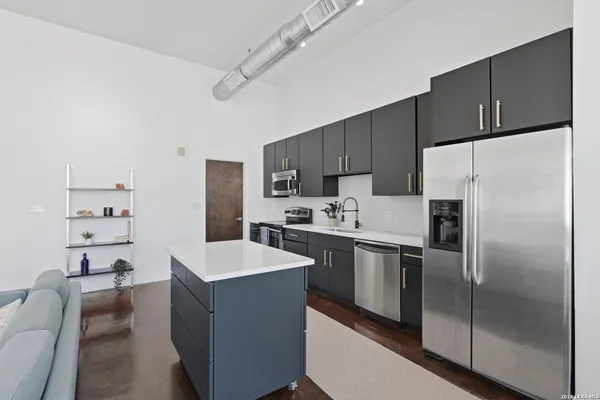 $295,000 | 831 South Flores Street, Unit 3114, San Antonio, TX 78204