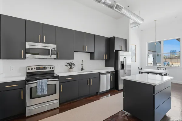 $295,000 | 831 South Flores Street, Unit 3114, San Antonio, TX 78204