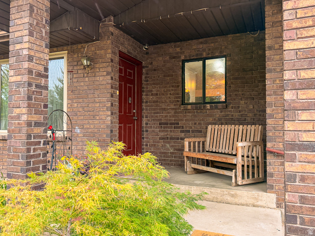 1539 East 450 South Springville, UT 84663 - Photo 4 of 41