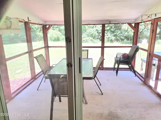 $2,600 | 1031 Saratoga Road, Moreau, NY 12831