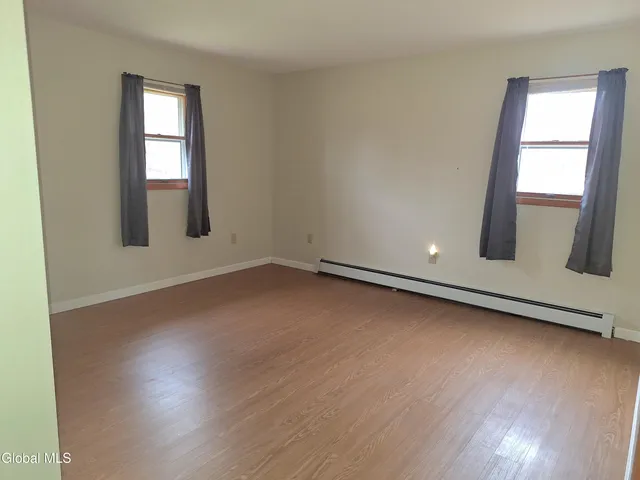 $2,600 | 1031 Saratoga Road, Moreau, NY 12831