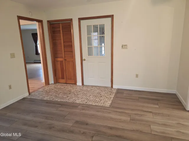 $2,600 | 1031 Saratoga Road, Moreau, NY 12831