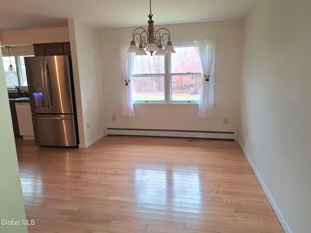 $2,600 | 1031 Saratoga Road, Moreau, NY 12831