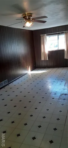 $185,000 | 76 Delores Drive, Fenton, MO 63026