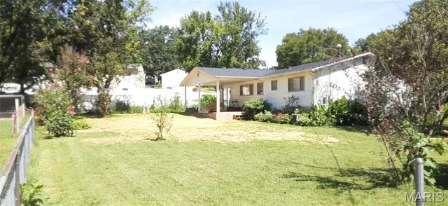 $185,000 | 76 Delores Drive, Fenton, MO 63026