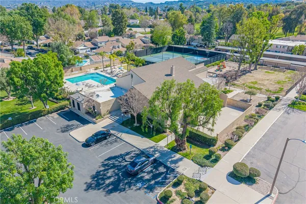 $625,000 | 24430 West Nicklaus Drive, Unit L2, Valencia, CA 91355