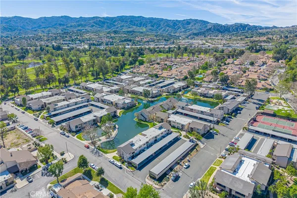 $625,000 | 24430 West Nicklaus Drive, Unit L2, Valencia, CA 91355